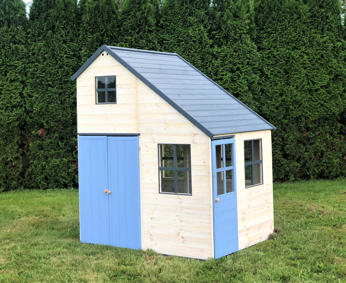 M33 Playhouse "The Castle"