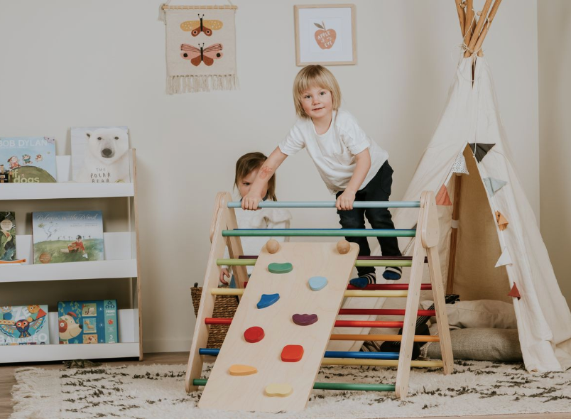 LegandGo Pikler-féle háromszög rámpával