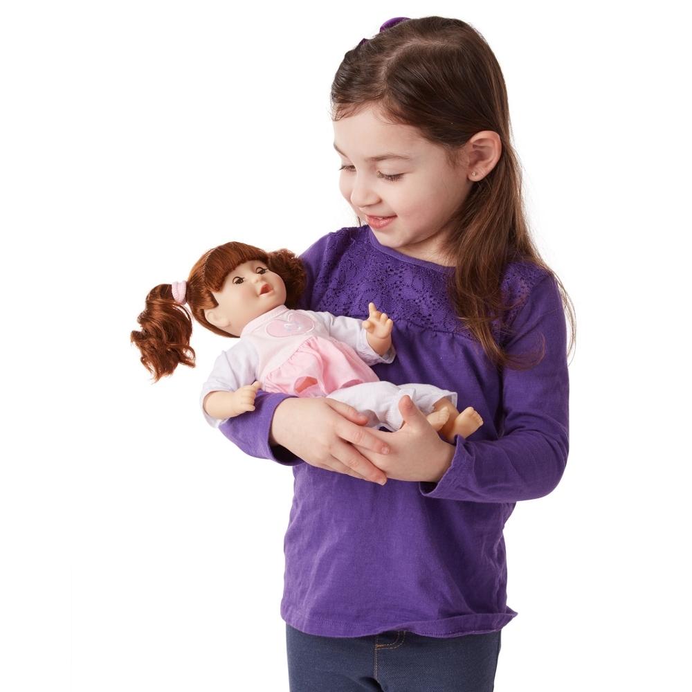 Melissa & Doug Babák és babaházak, Brianna baba 30 cm