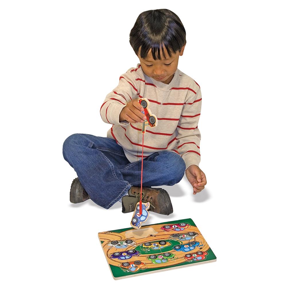 Melissa & Doug Fa készségfejlesztő játék, Mágneses roncsderby