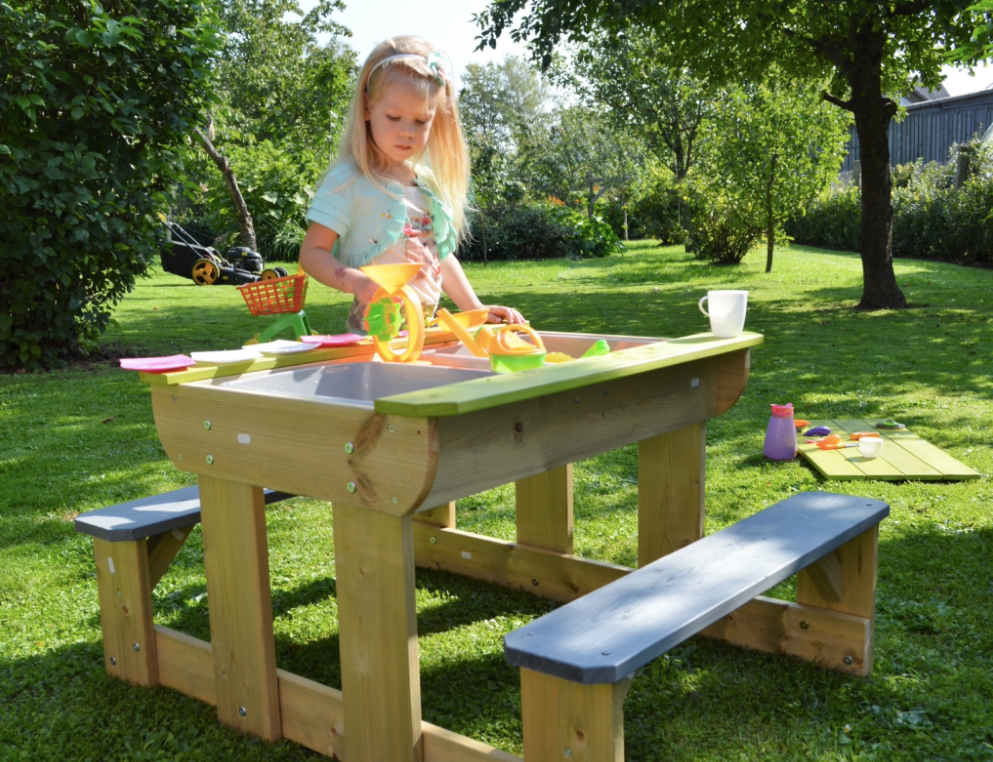 T2 deluxe picnic play table with benches